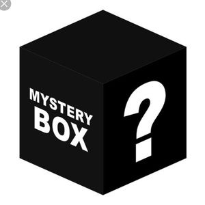 Clothing Mystery box! Full of items for resale...